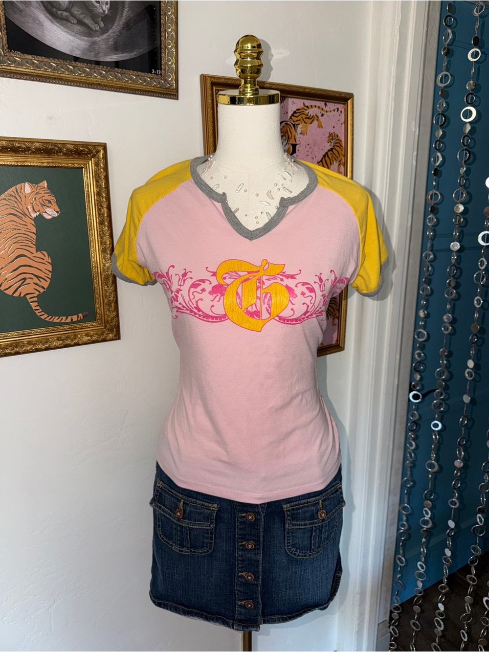 Vintage Y2K Women's Pink and Yellow Ringer Tee - Casual Short Sleeve Top
